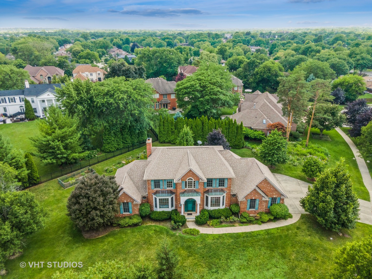 1527 Lexington Circle, Schaumburg, IL 60173