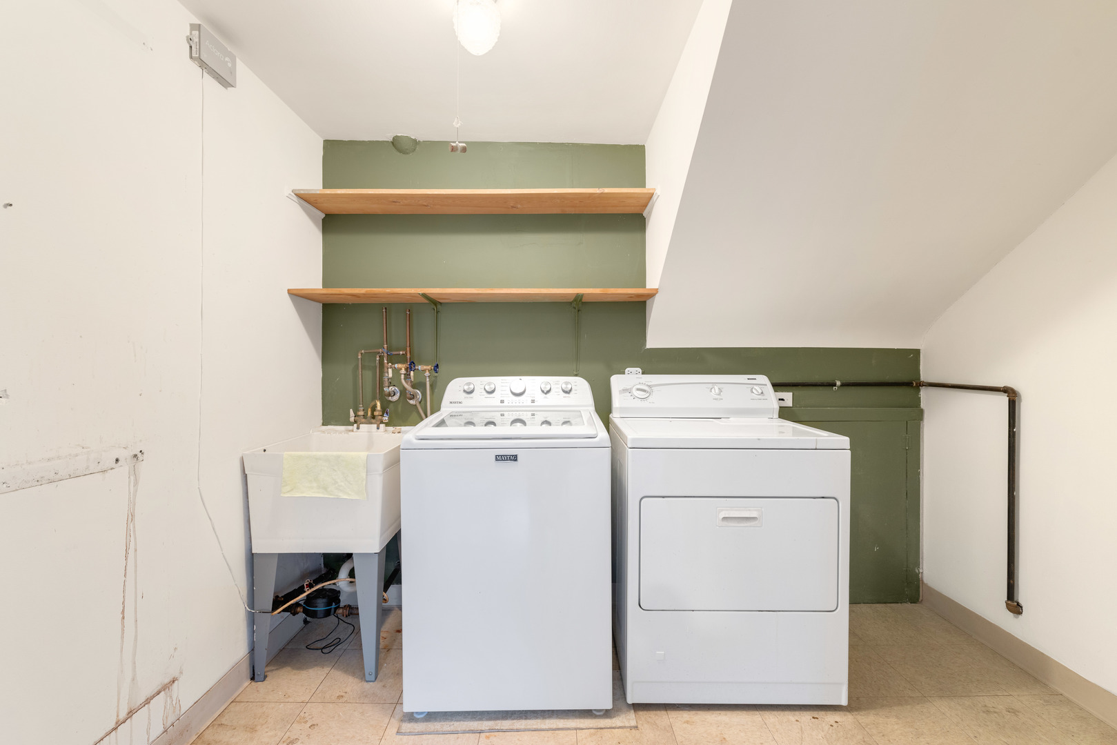 5132 W 105th Place, Oak Lawn, IL 60453