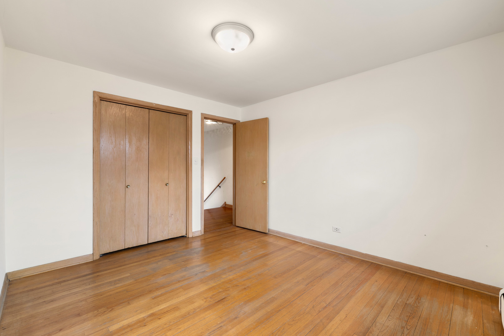 5132 W 105th Place, Oak Lawn, IL 60453