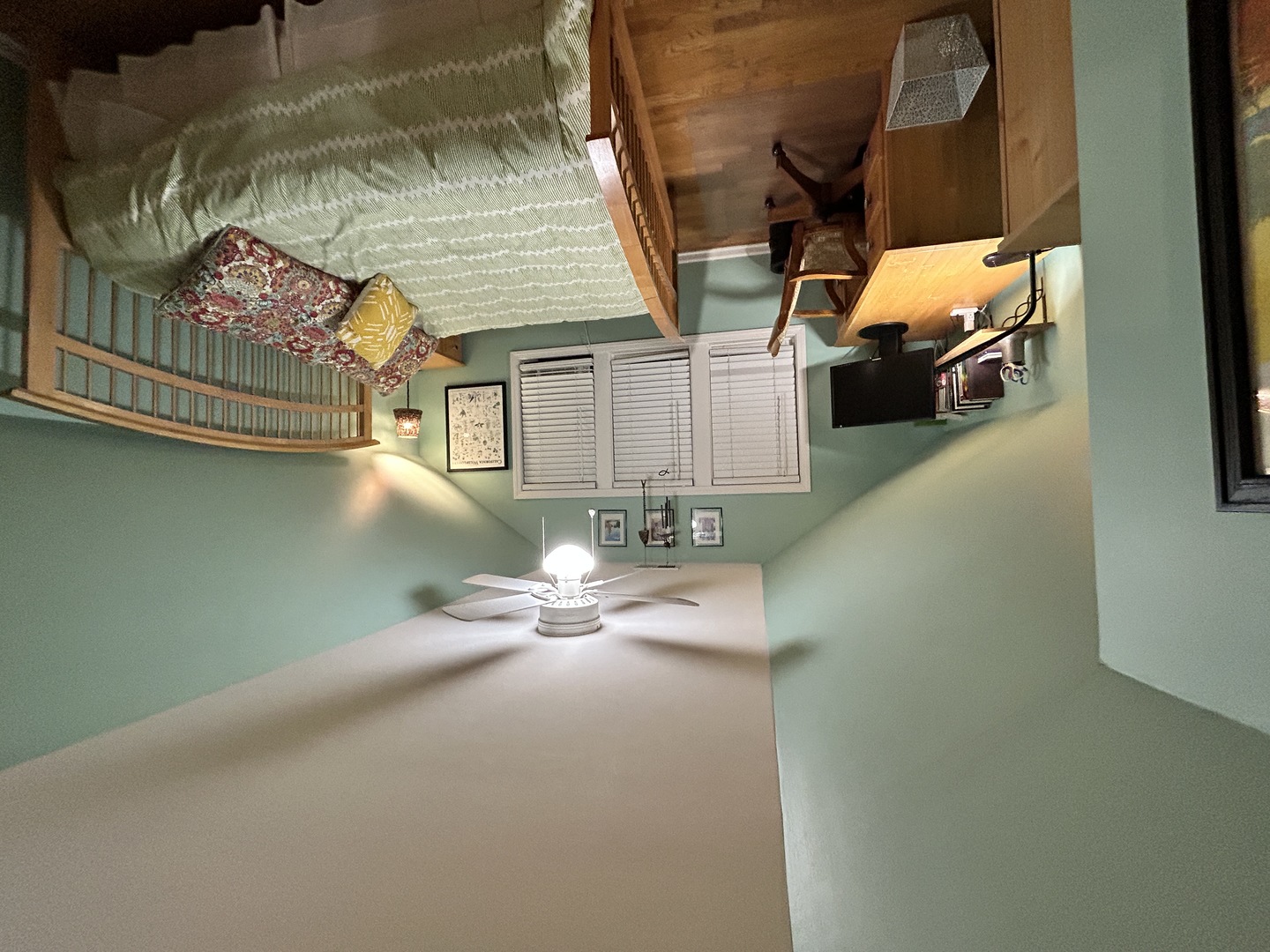 171 E Cayuga Avenue, Elmhurst, IL 60126