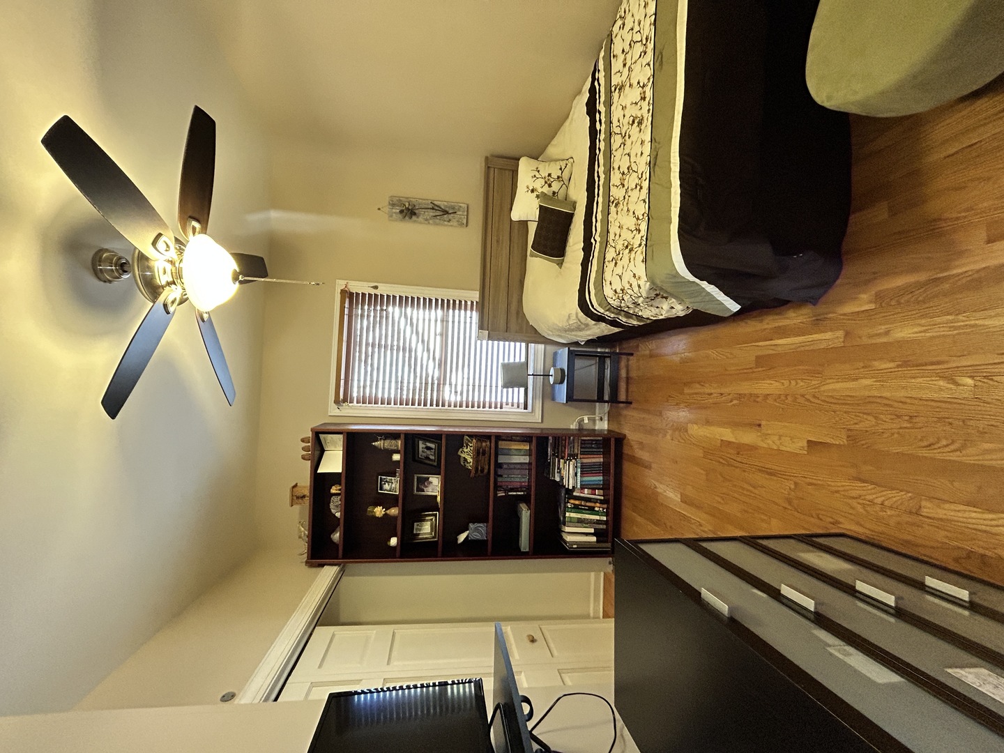 171 E Cayuga Avenue, Elmhurst, IL 60126