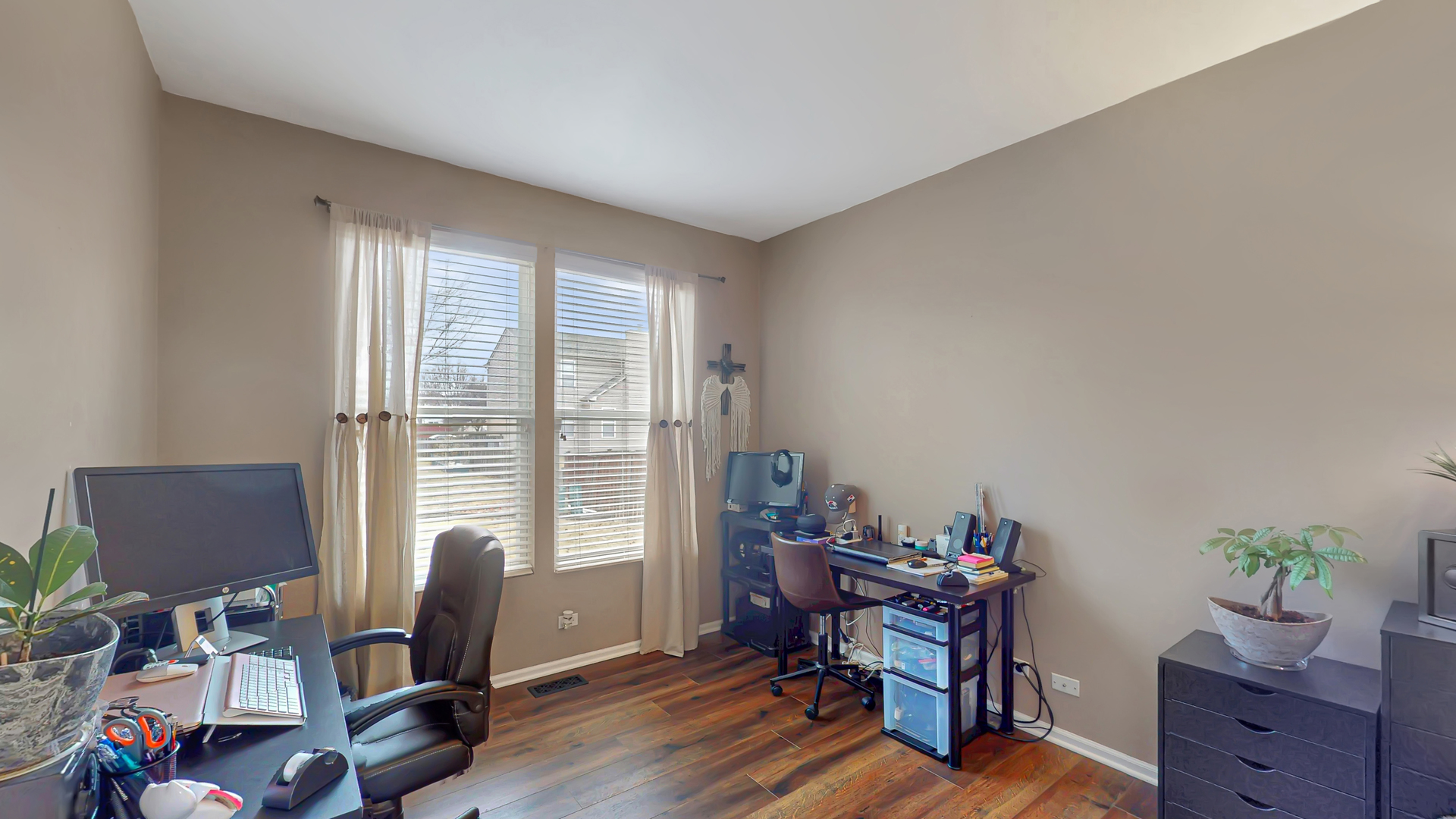 11724 S Glenn Circle, Plainfield, IL 60585