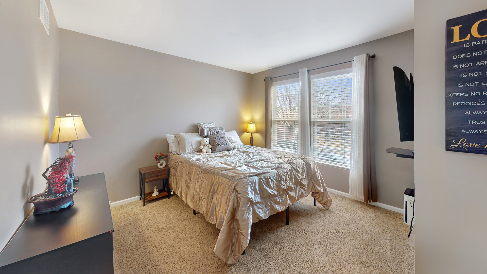 11724 S Glenn Circle, Plainfield, IL 60585