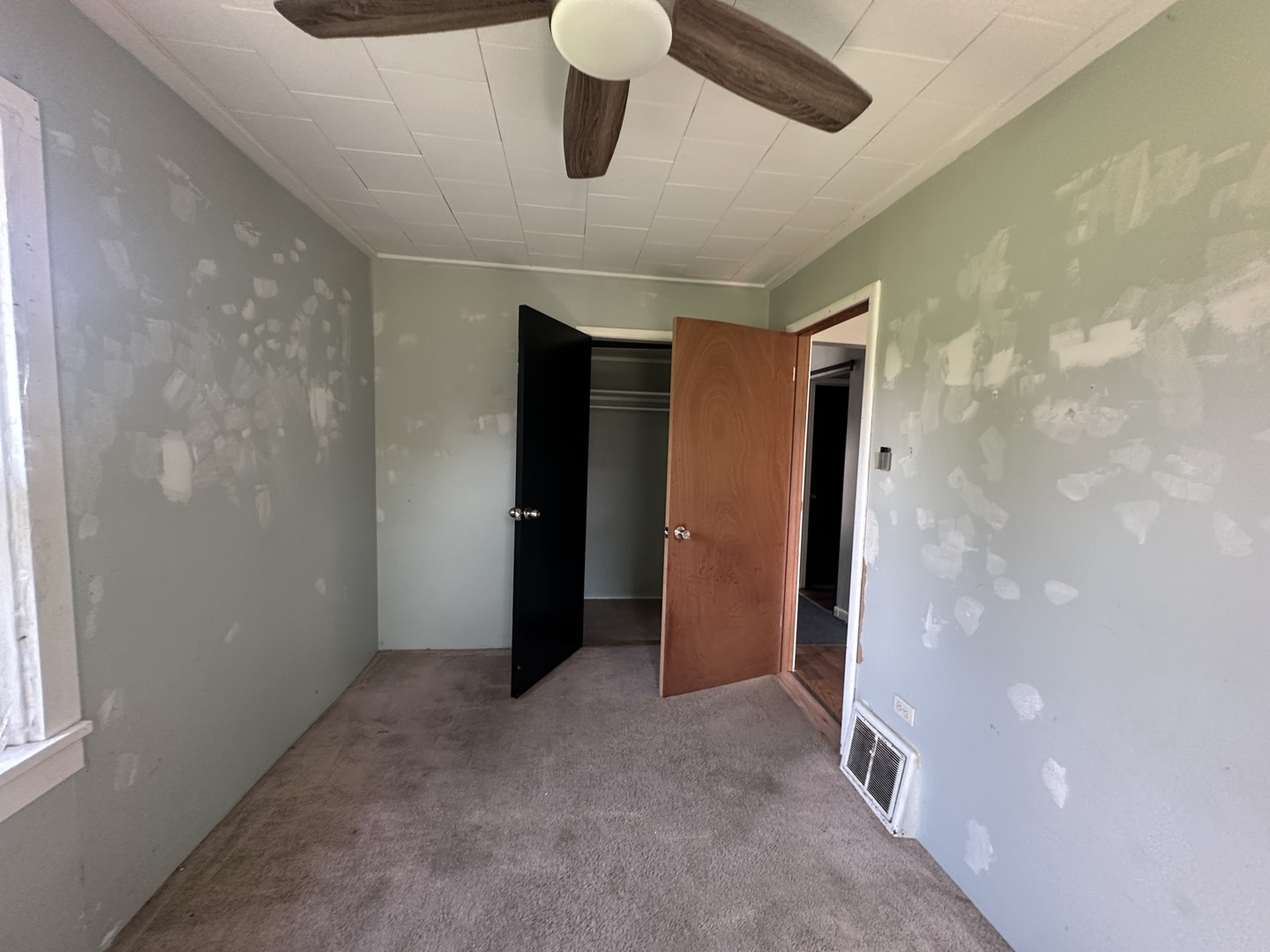 415 W Livingston Road, Streator, IL 61364