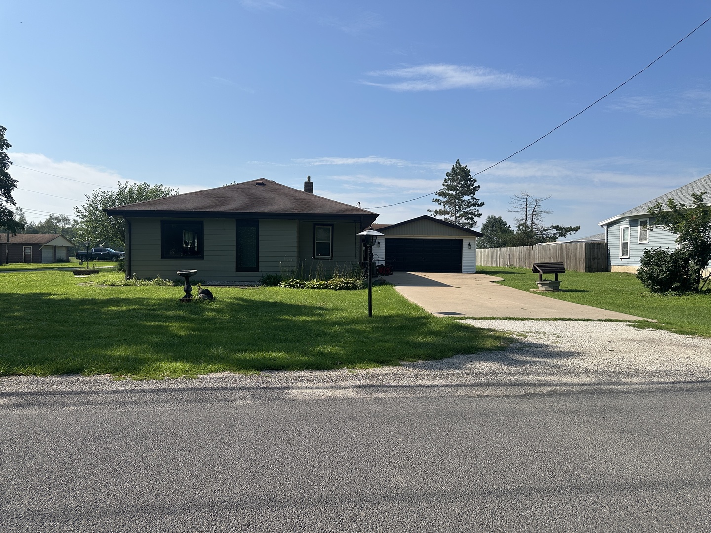 415 W Livingston Road, Streator, IL 61364