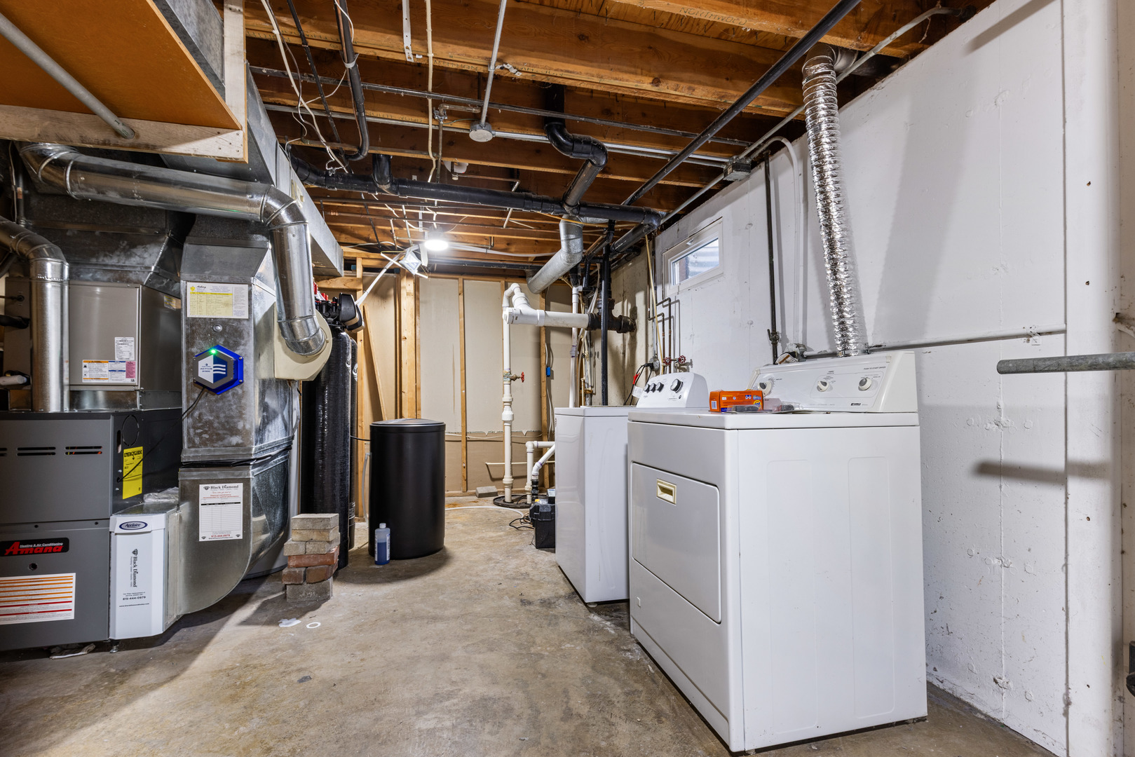 8668 Yosemite Drive, Byron, IL 61010