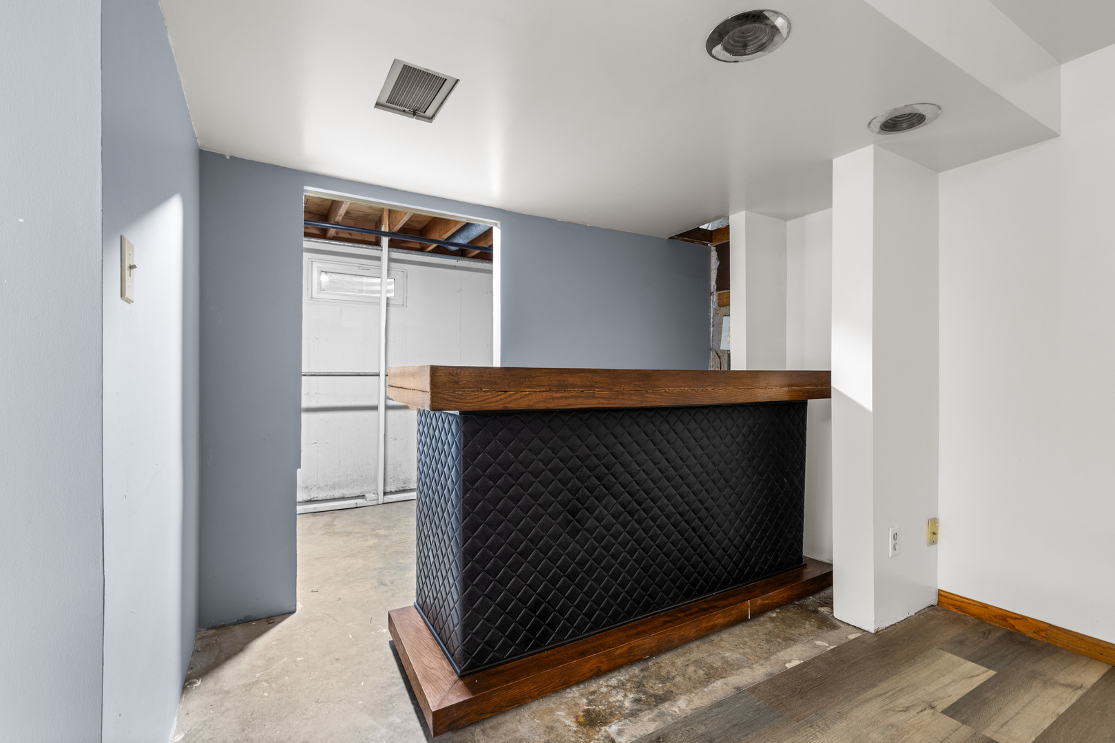 8668 Yosemite Drive, Byron, IL 61010