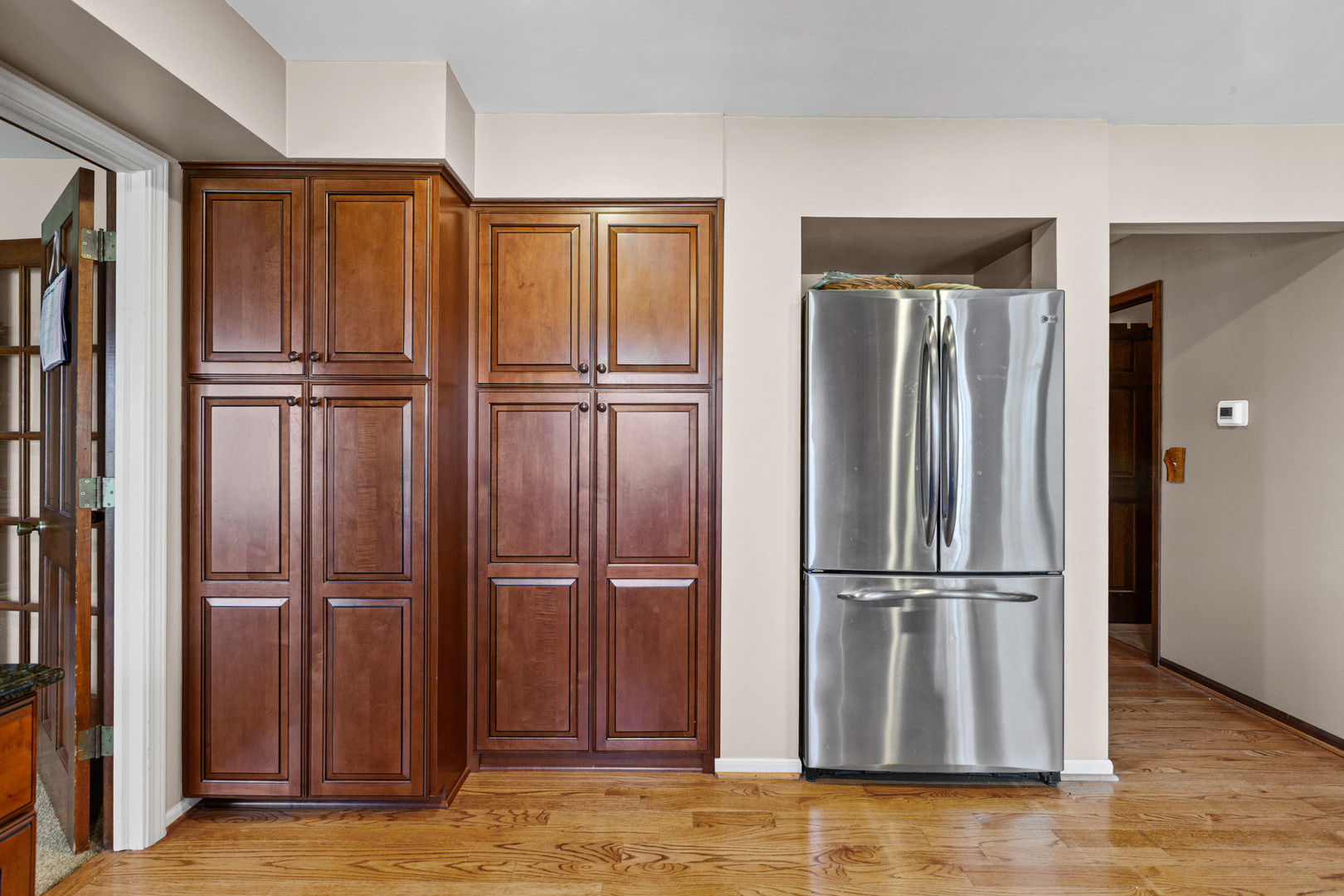 840 Mobile Court, Naperville, IL 60540