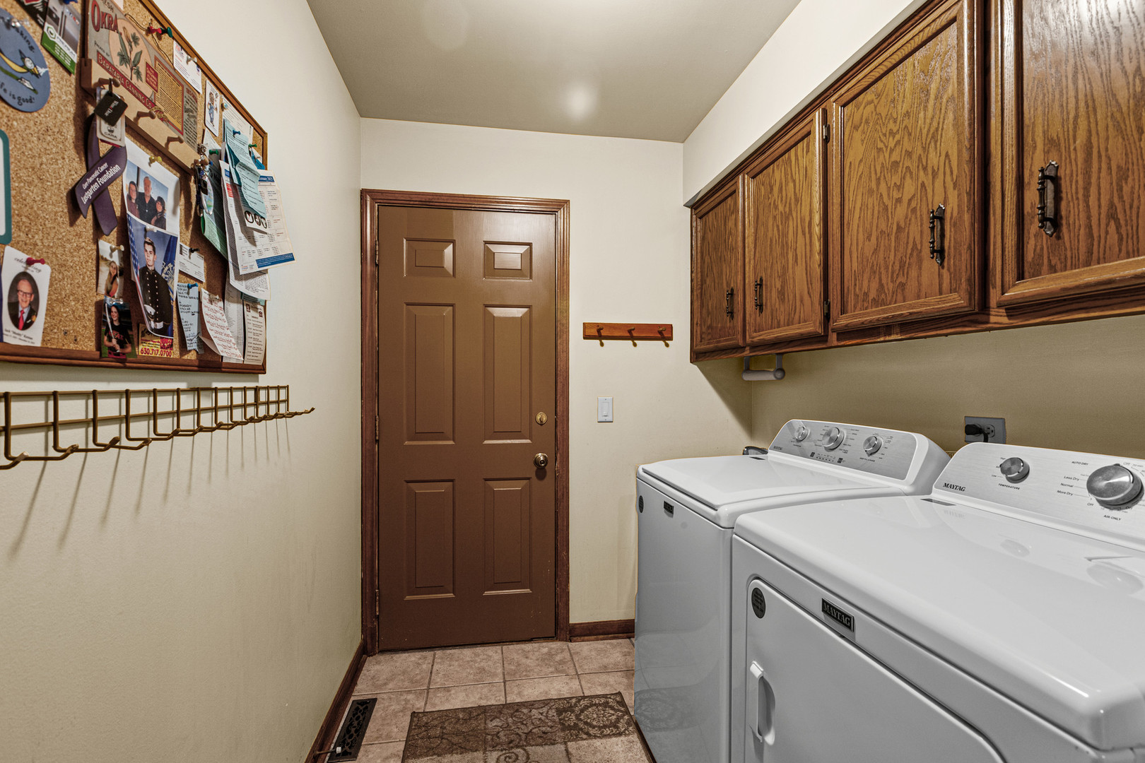 840 Mobile Court, Naperville, IL 60540