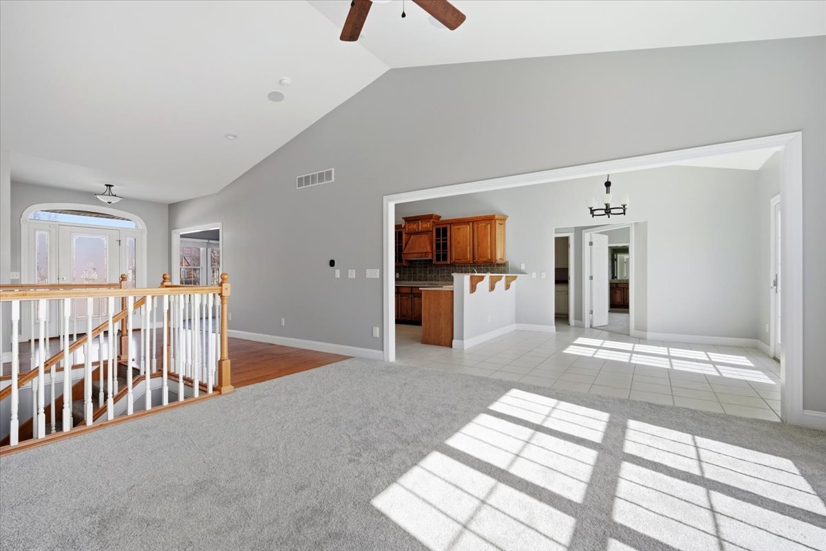 2711 Radbourne Drive, Bloomington, IL 61704