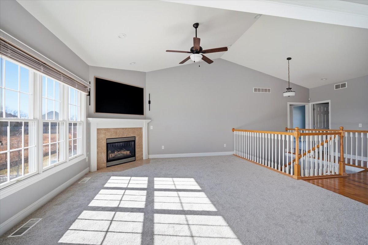 2711 Radbourne Drive, Bloomington, IL 61704