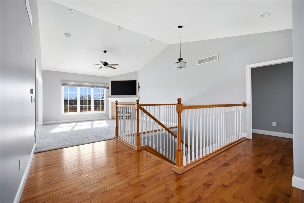 2711 Radbourne Drive, Bloomington, IL 61704