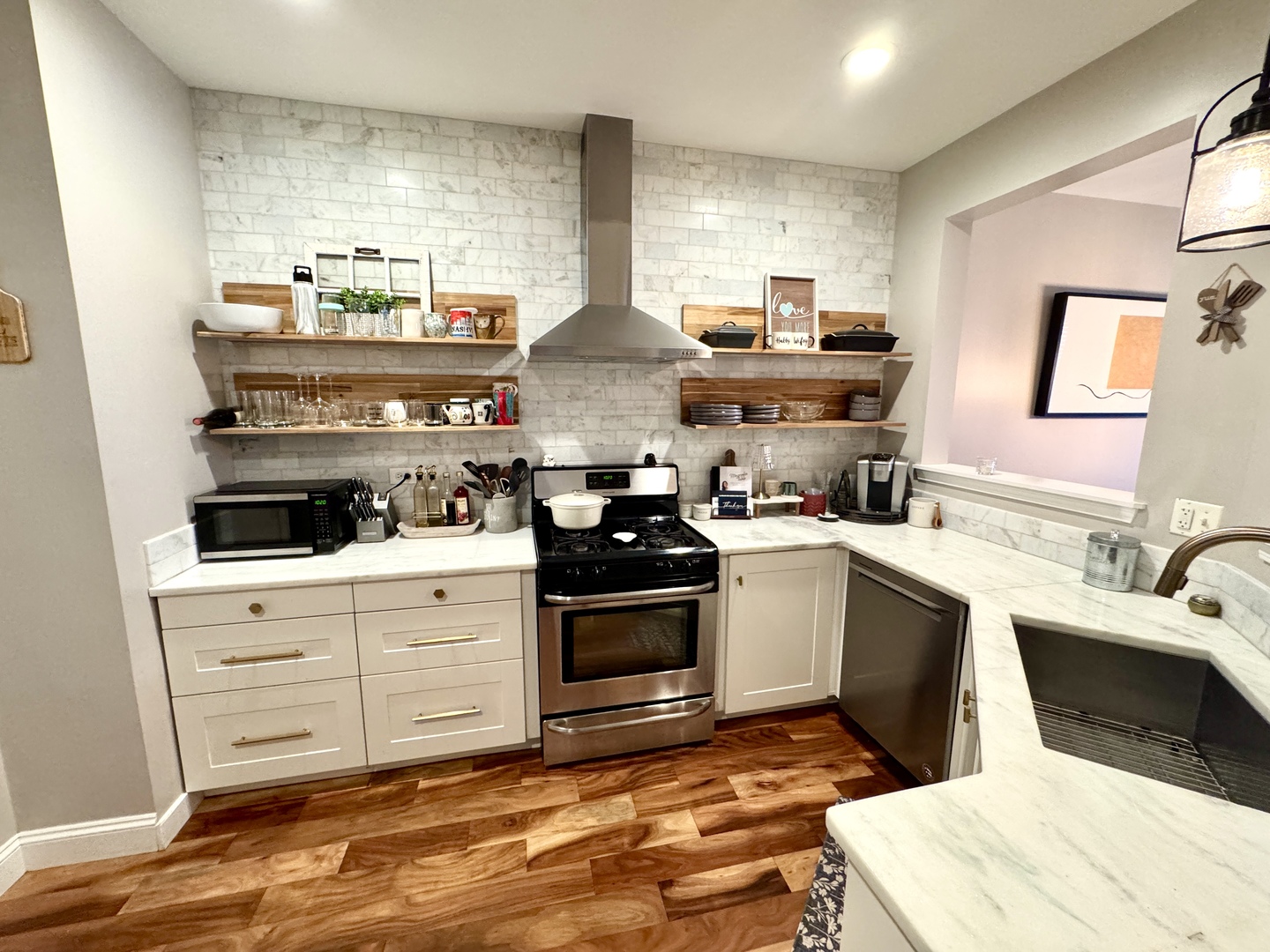 83 Keeneland Court, Grayslake, IL 60030