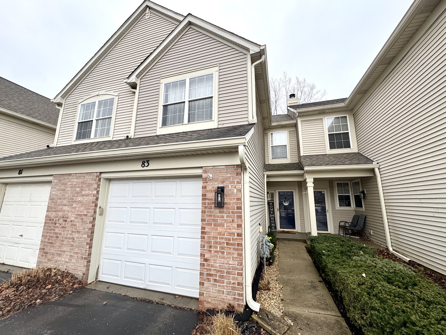 83 Keeneland Court, Grayslake, IL 60030