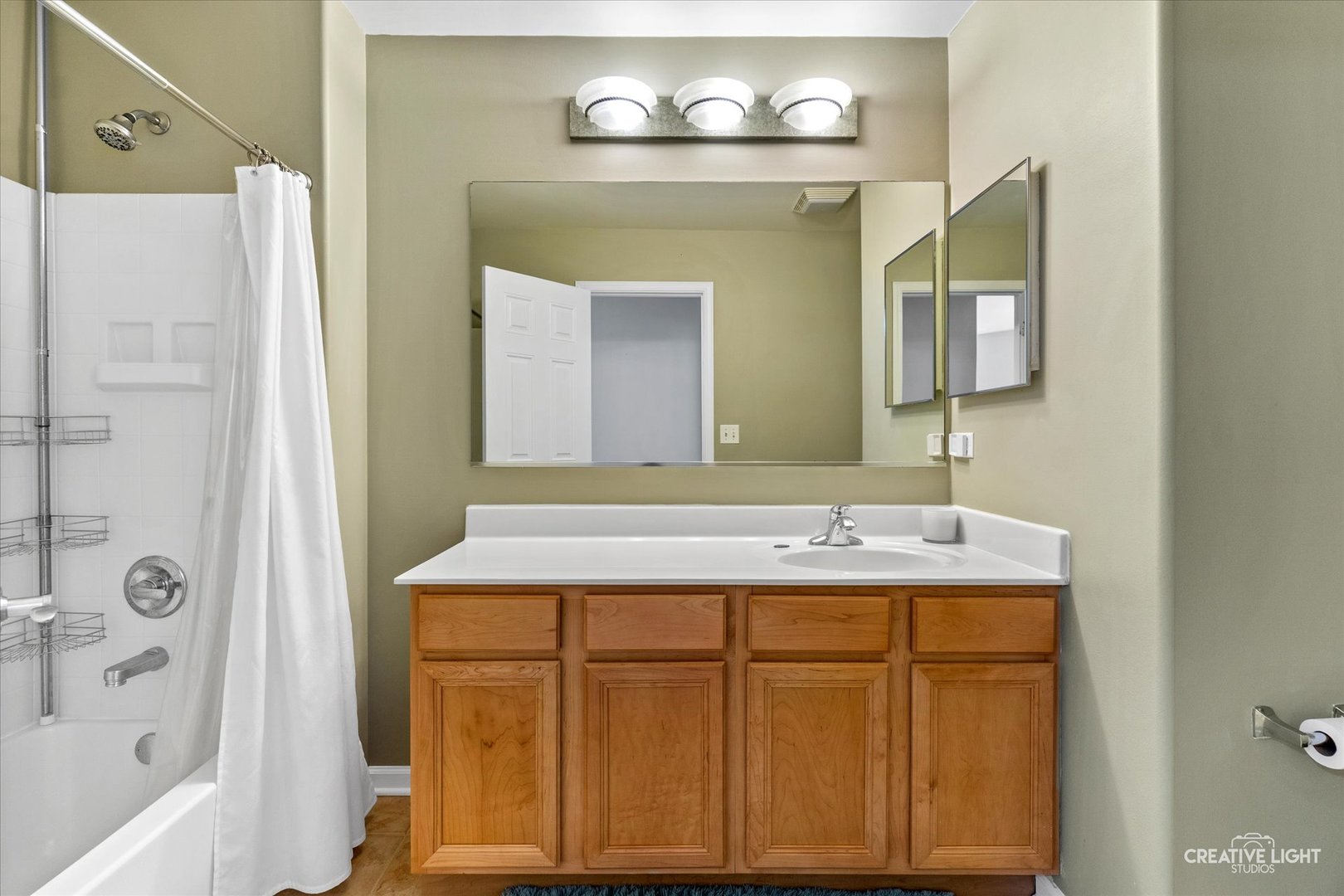 222 Trentt Drive, Batavia, IL 60510