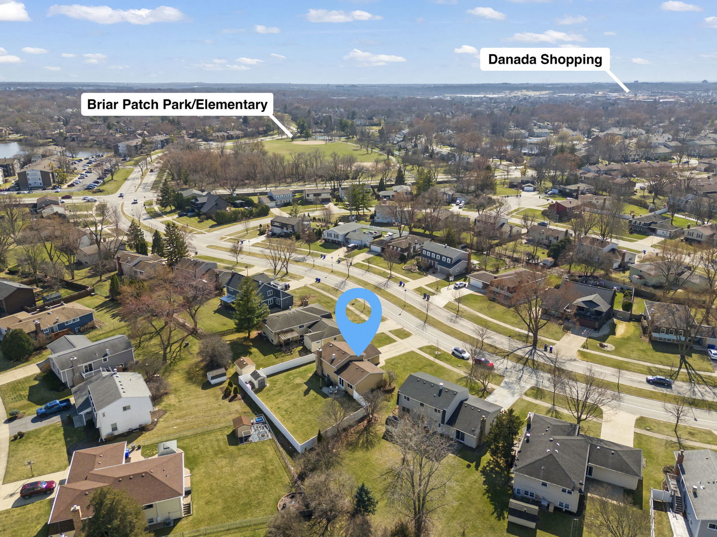 1551 Briarcliffe Boulevard, Wheaton, IL 60189