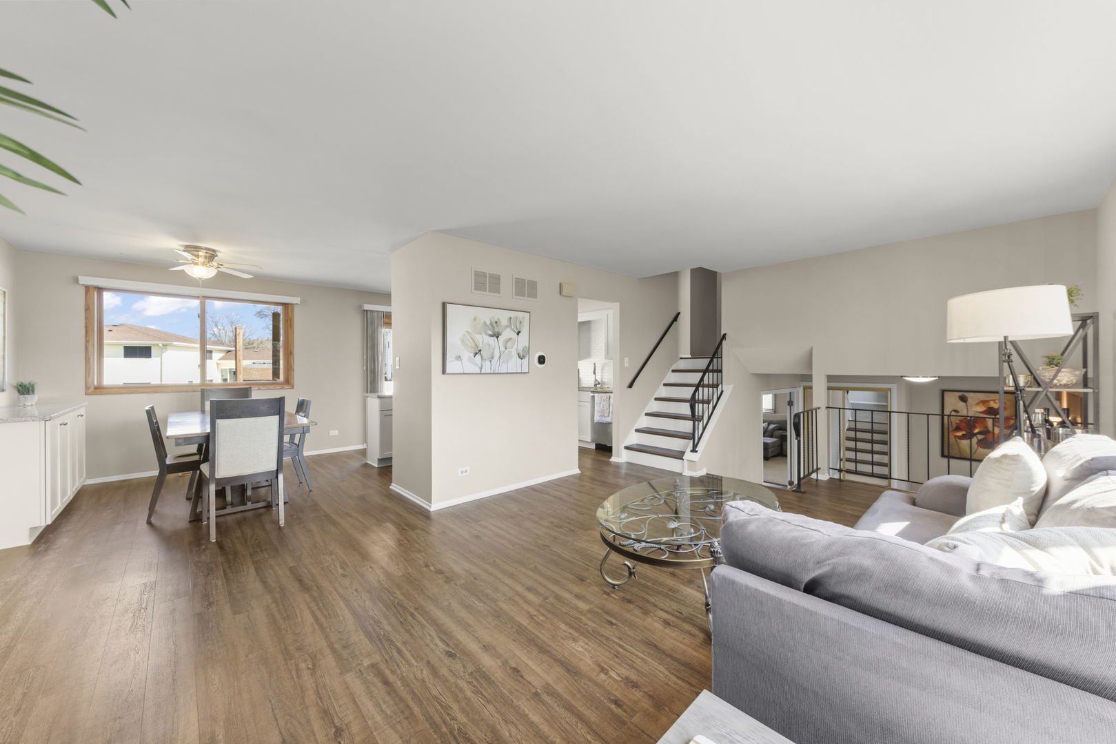 1551 Briarcliffe Boulevard, Wheaton, IL 60189