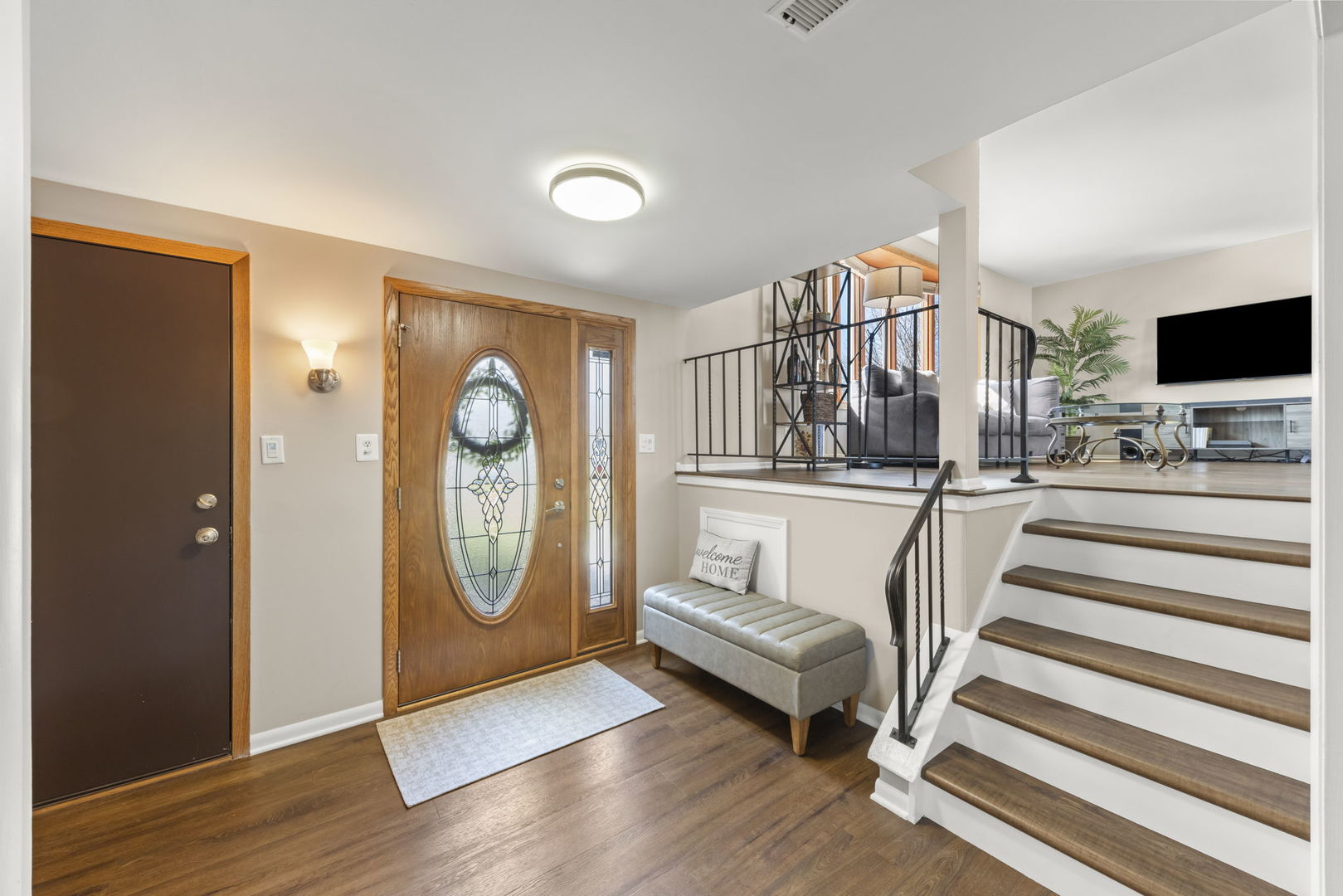 1551 Briarcliffe Boulevard, Wheaton, IL 60189