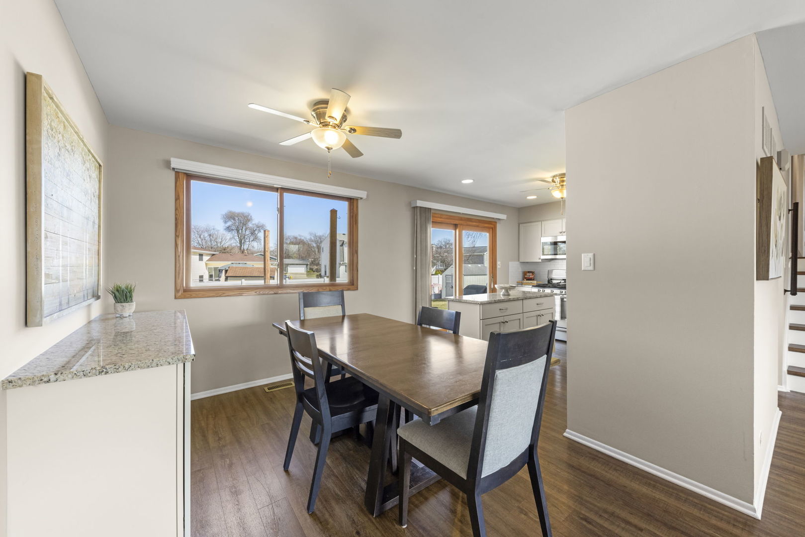 1551 Briarcliffe Boulevard, Wheaton, IL 60189