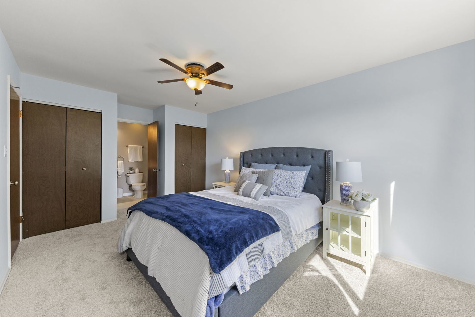 1551 Briarcliffe Boulevard, Wheaton, IL 60189