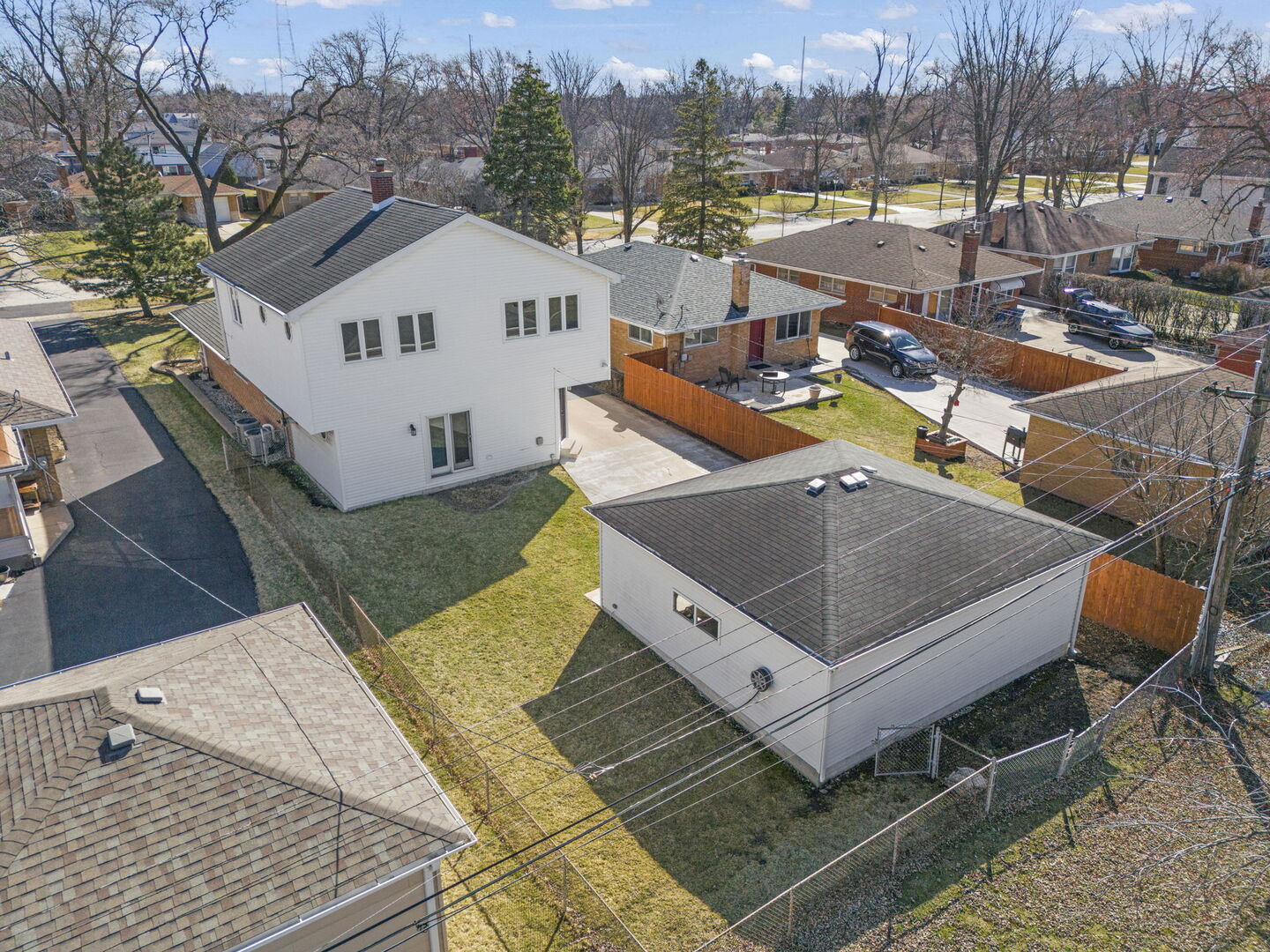 928 S Hillcrest Avenue, Elmhurst, IL 60126