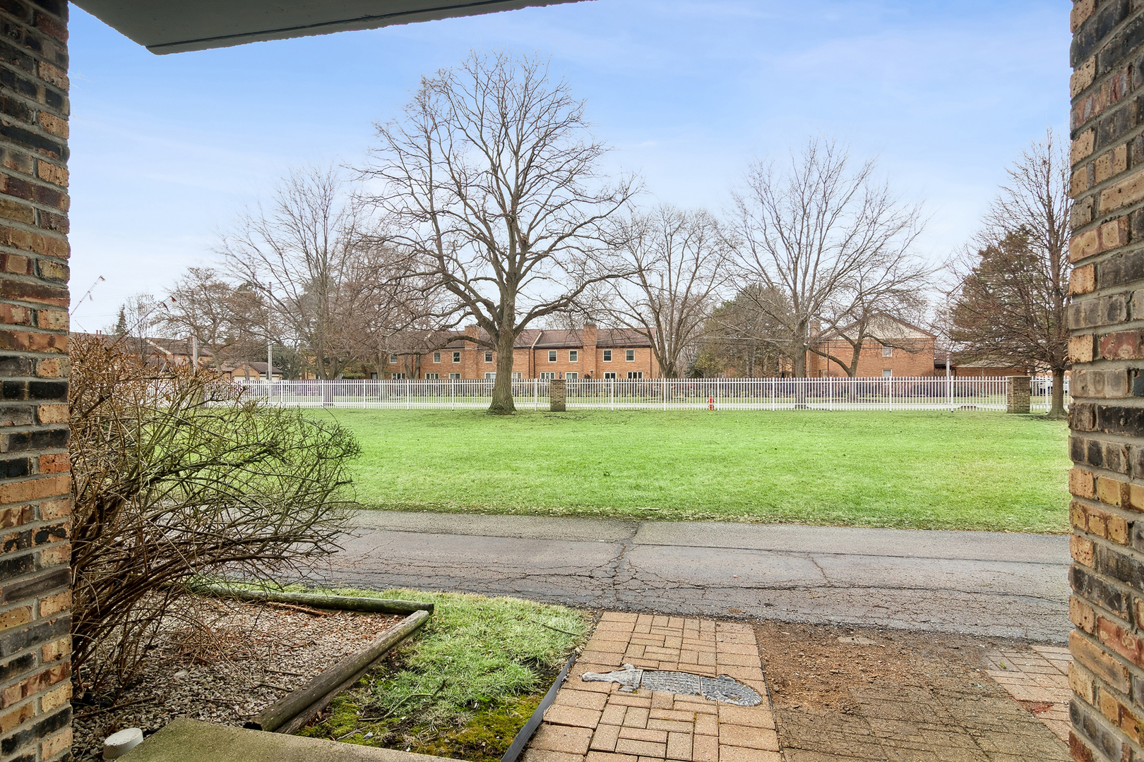 1633 N Windsor Drive #113, Arlington Heights, IL 60004