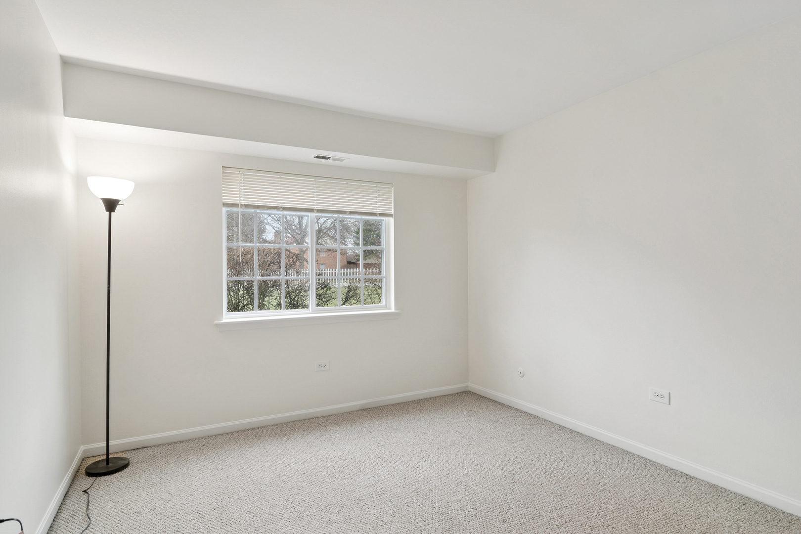 1633 N Windsor Drive #113, Arlington Heights, IL 60004