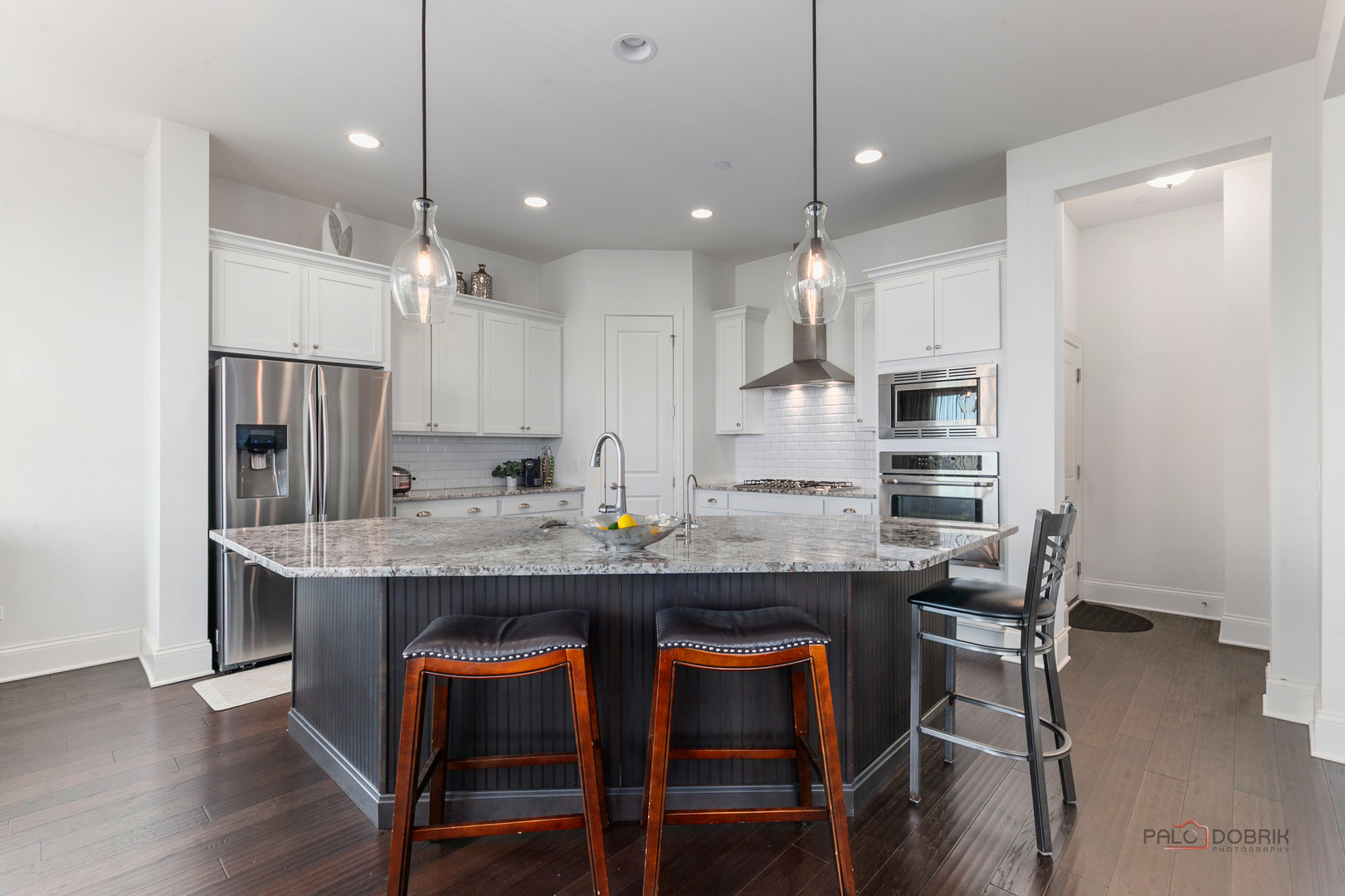 1442 Somerset Place, Barrington, IL 60010