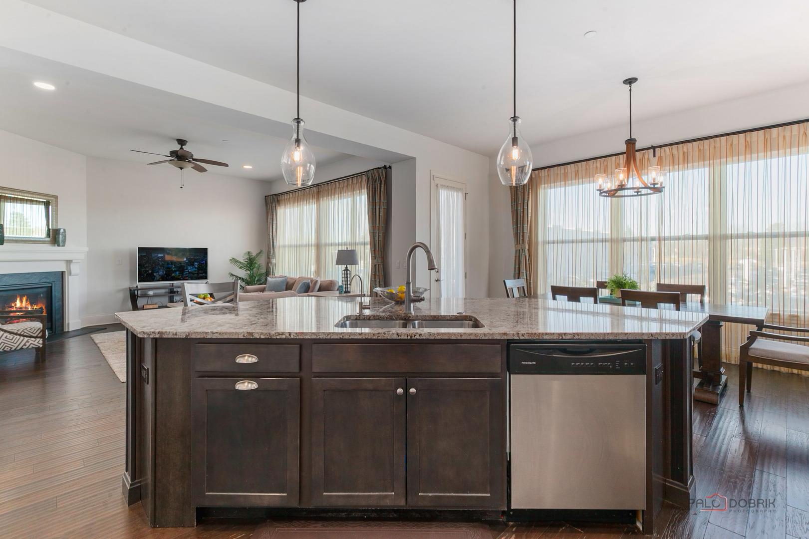 1442 Somerset Place, Barrington, IL 60010