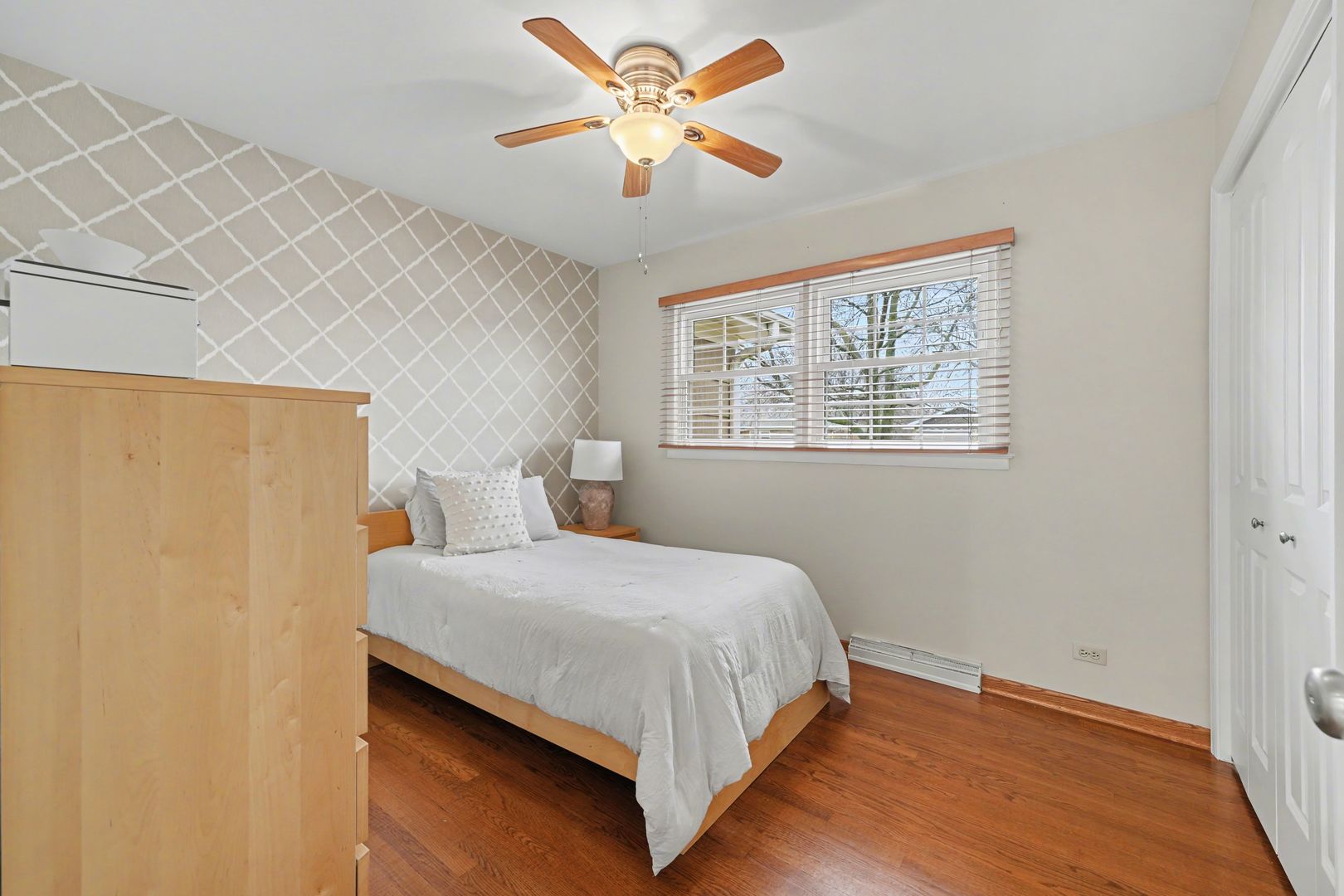 16417 Claire Lane, South Holland, IL 60473