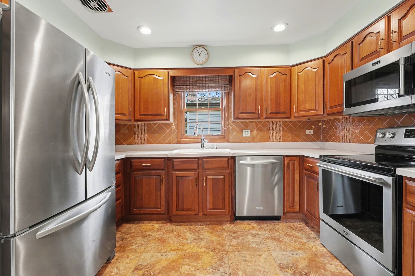 16417 Claire Lane, South Holland, IL 60473