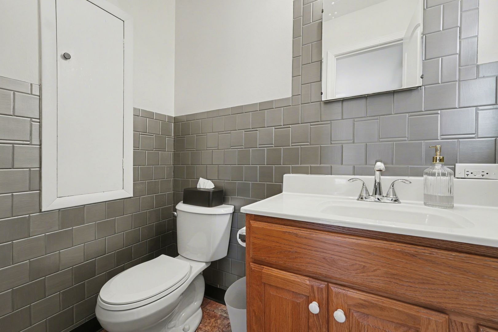 16417 Claire Lane, South Holland, IL 60473