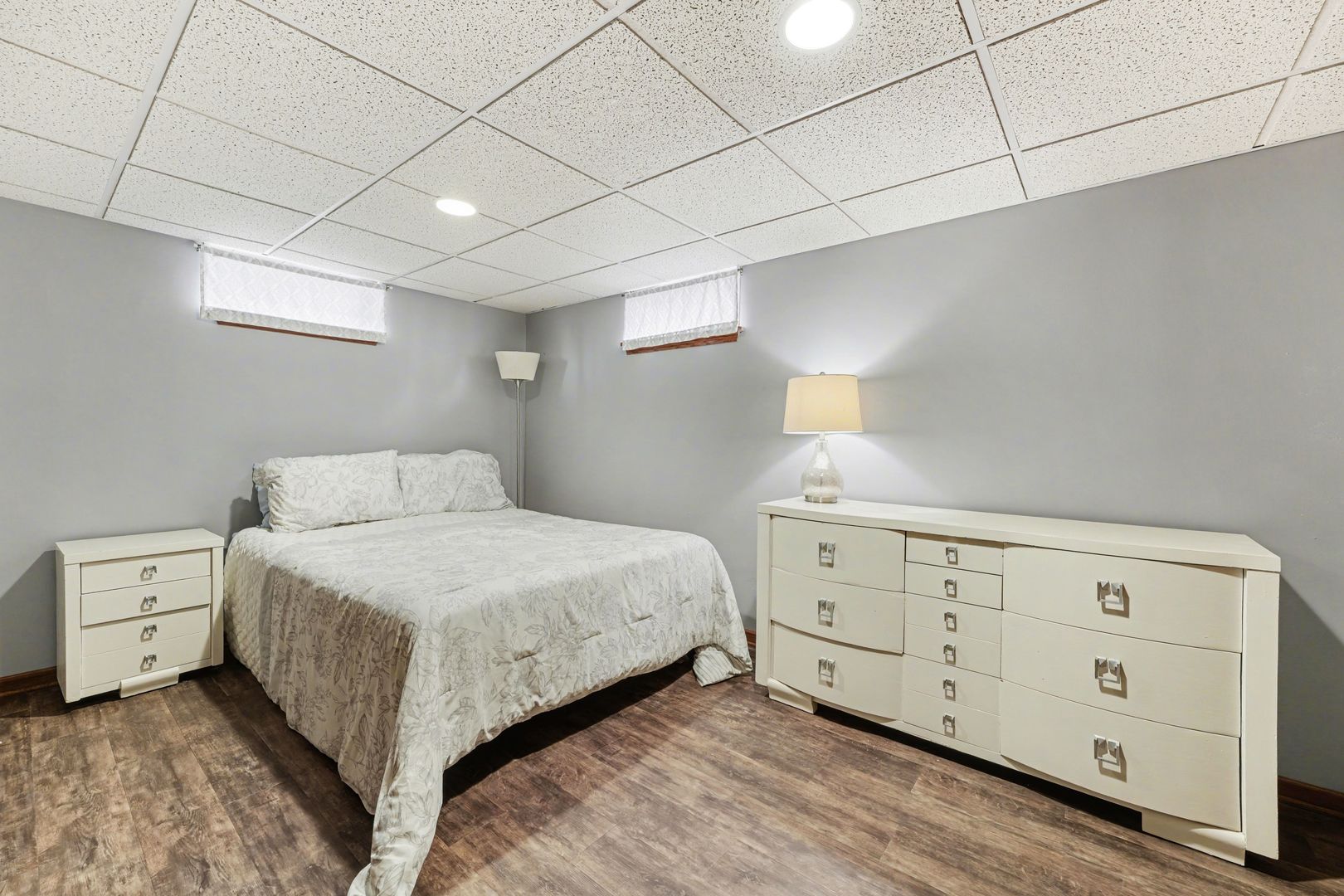 16417 Claire Lane, South Holland, IL 60473