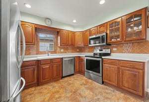 16417 Claire Lane, South Holland, IL 60473