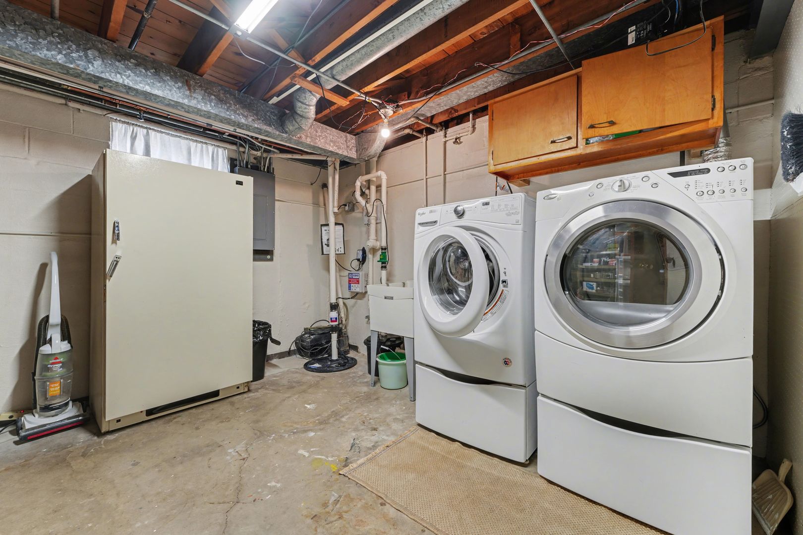 16417 Claire Lane, South Holland, IL 60473