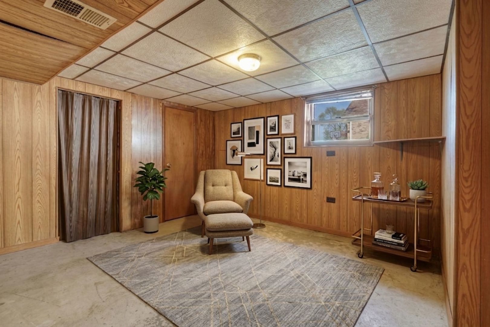 5707 W 90th Place, Oak Lawn, IL 60453