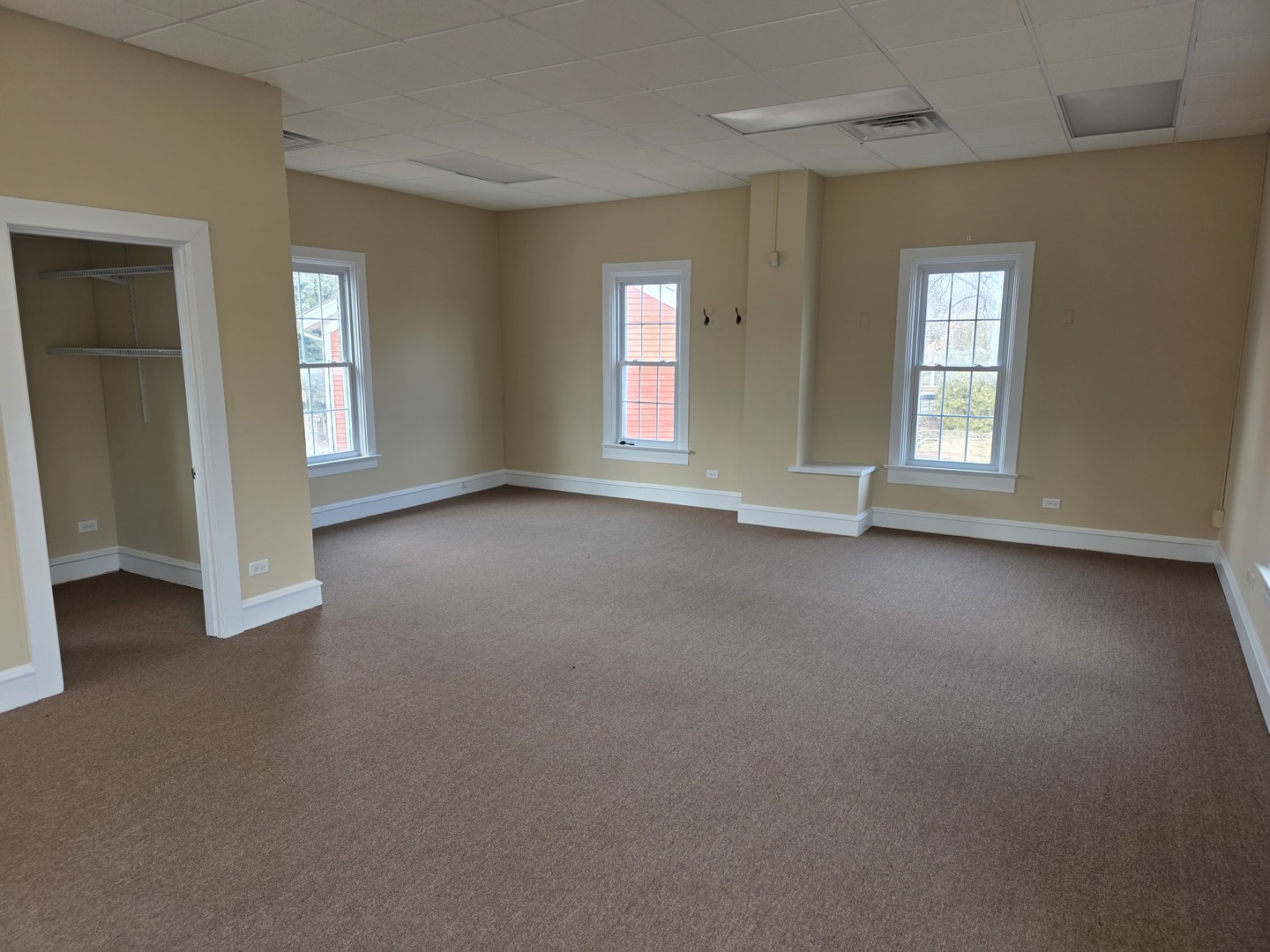 309 Old McHenry Road, Long Grove, IL 60047