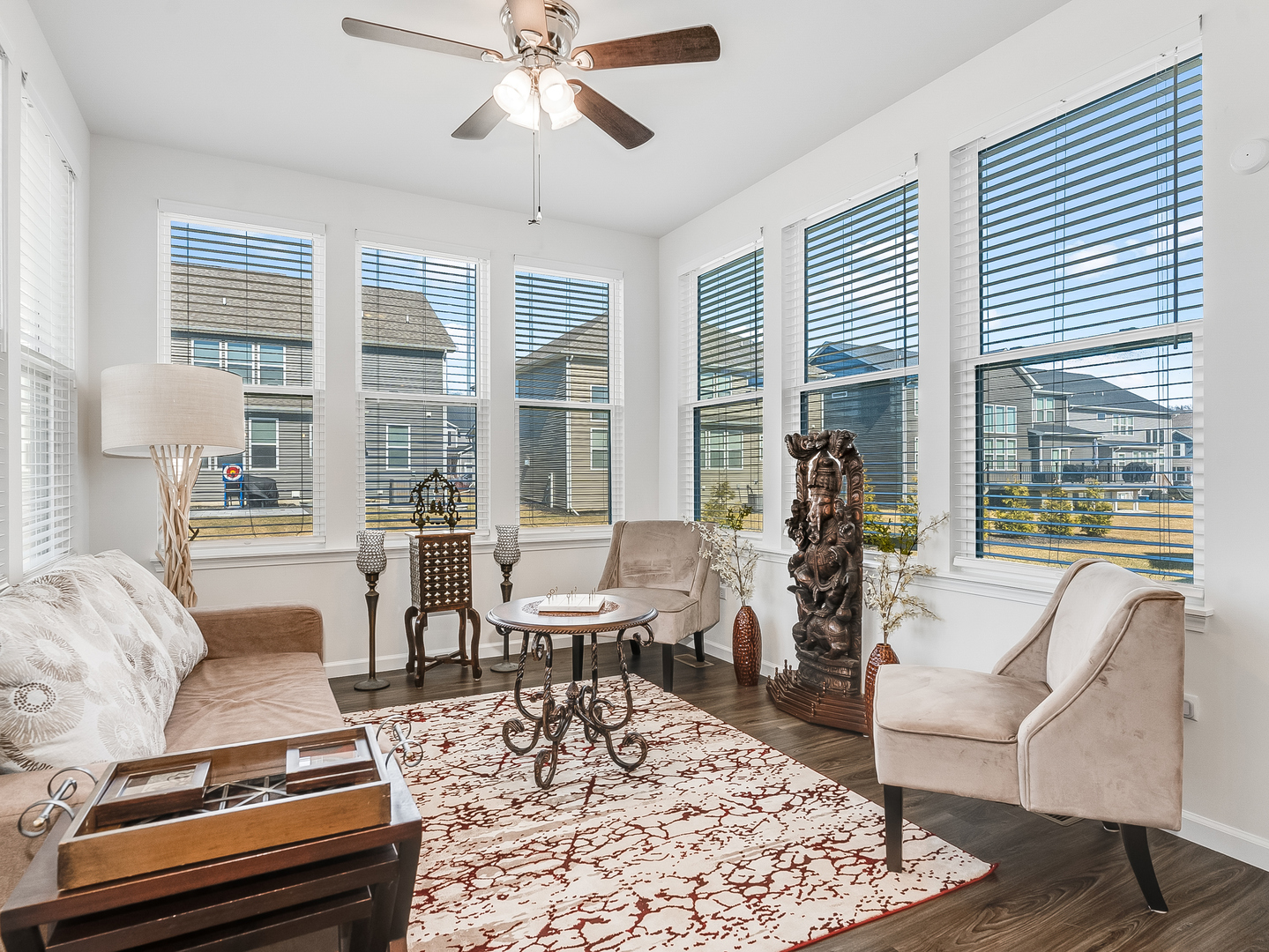 2552 Weatherbee Lane, Naperville, IL 60563