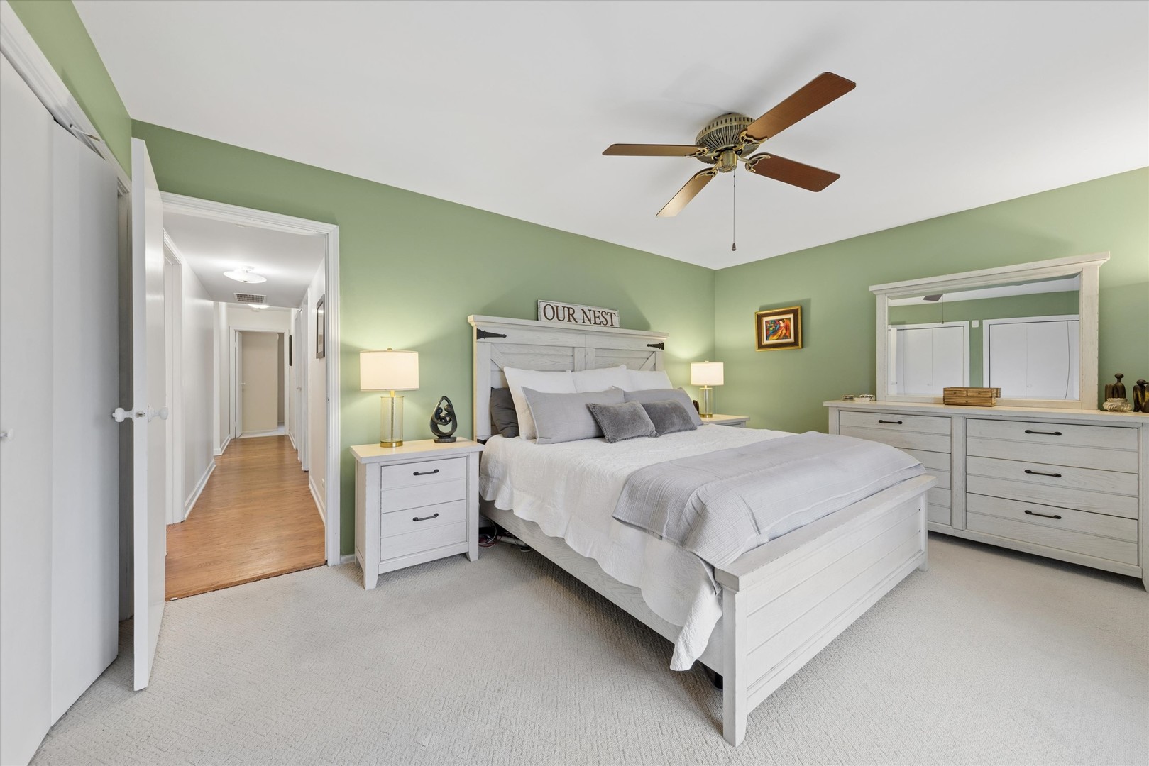 23W302 Cambridge Court, Glen Ellyn, IL 60137