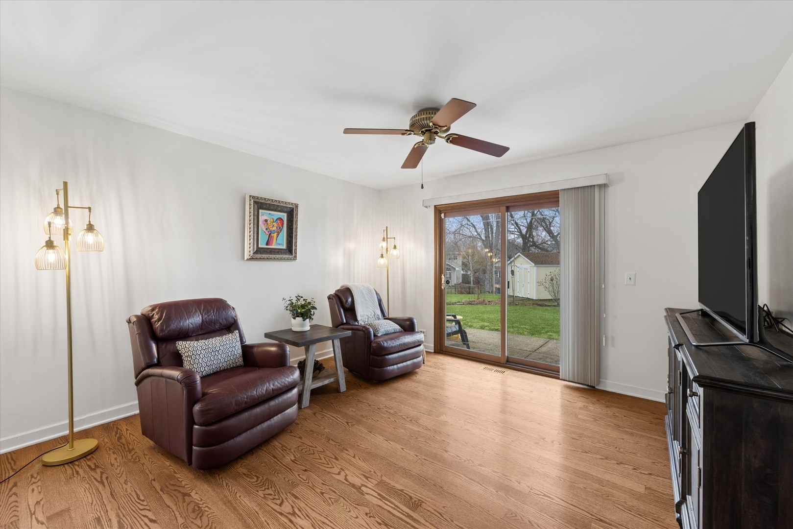 23W302 Cambridge Court, Glen Ellyn, IL 60137