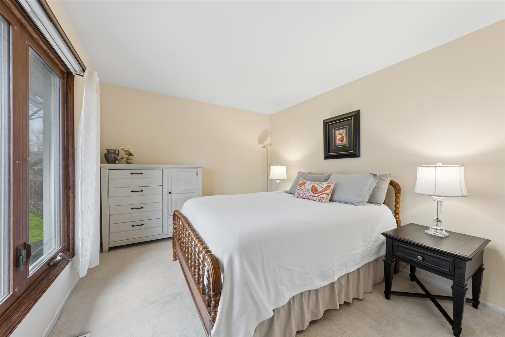 23W302 Cambridge Court, Glen Ellyn, IL 60137