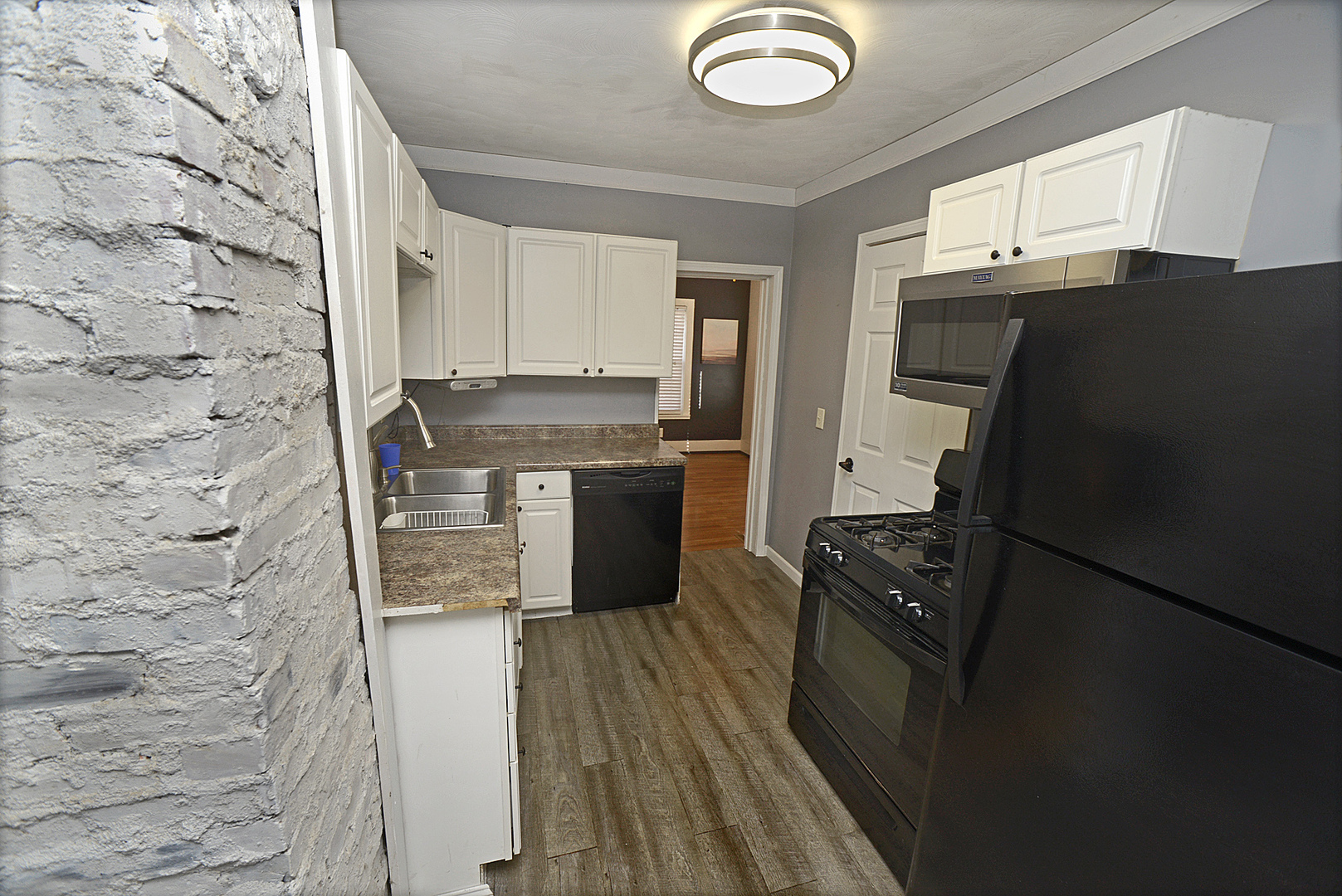 530 4th Avenue, Ottawa, IL 61350