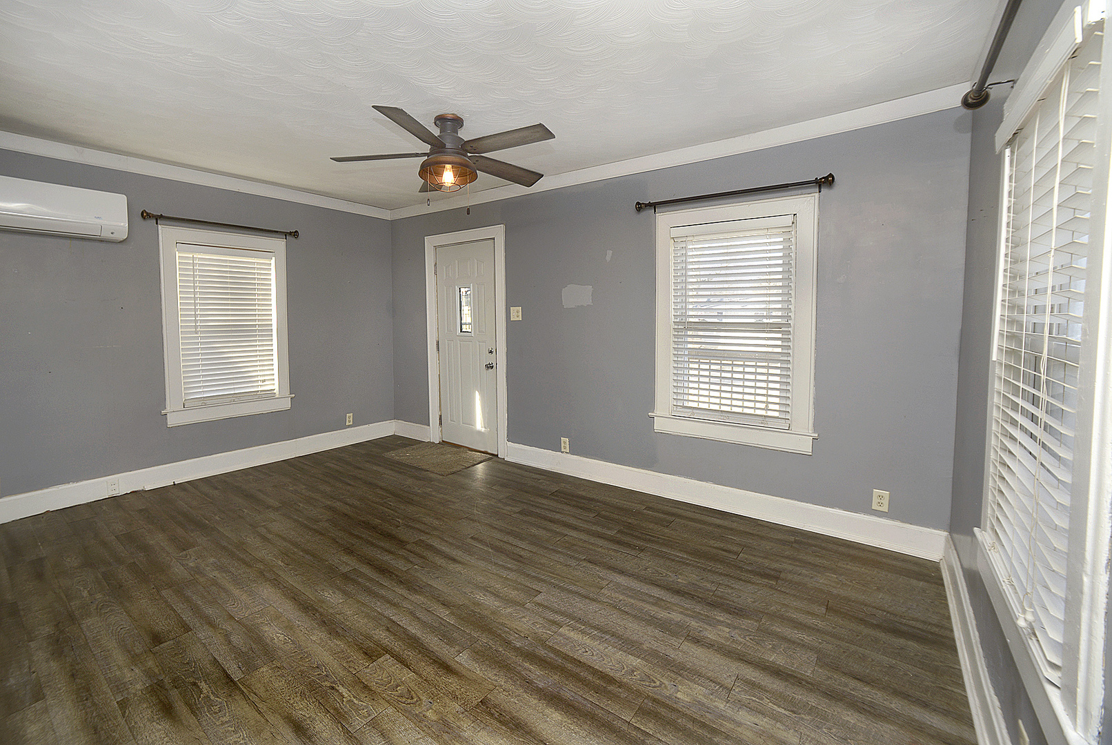 530 4th Avenue, Ottawa, IL 61350