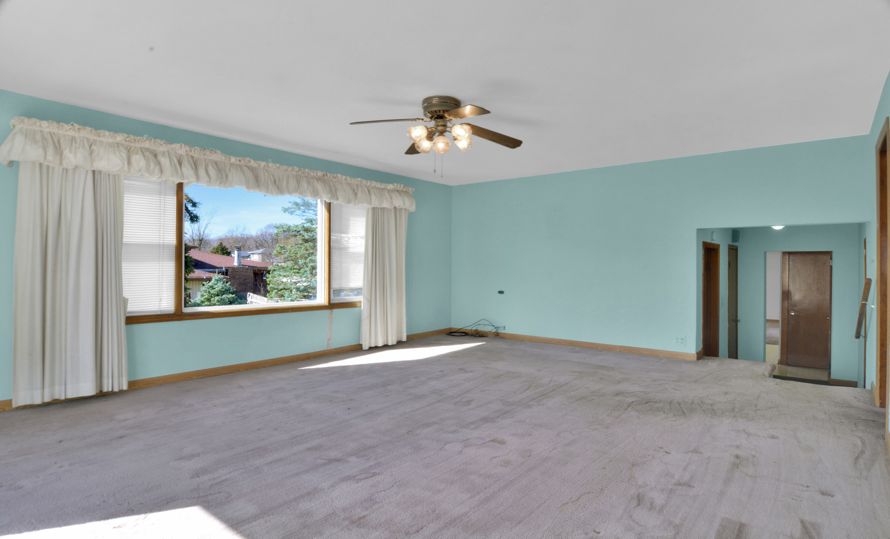 8819 W 84th Street, Justice, IL 60458