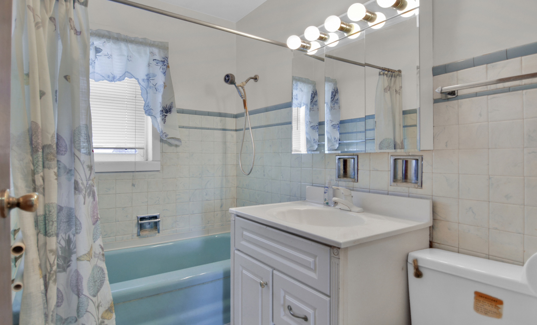 8819 W 84th Street, Justice, IL 60458