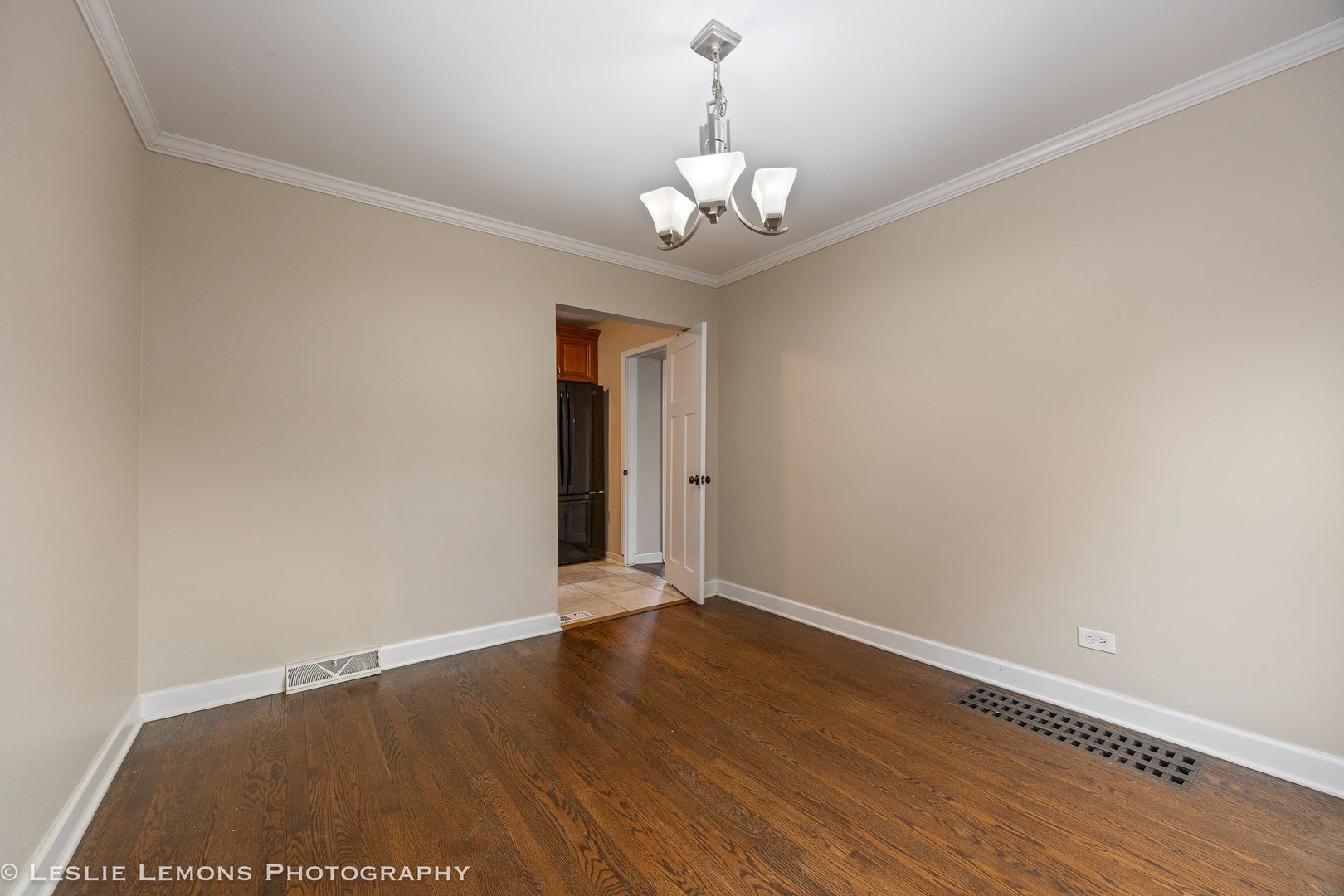 2111 S 24th Avenue, Broadview, IL 60155