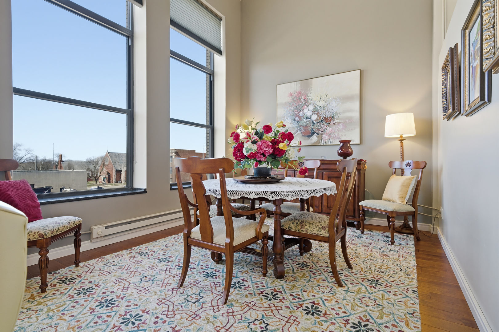 212 N Center Street #205, Bloomington, IL 61701