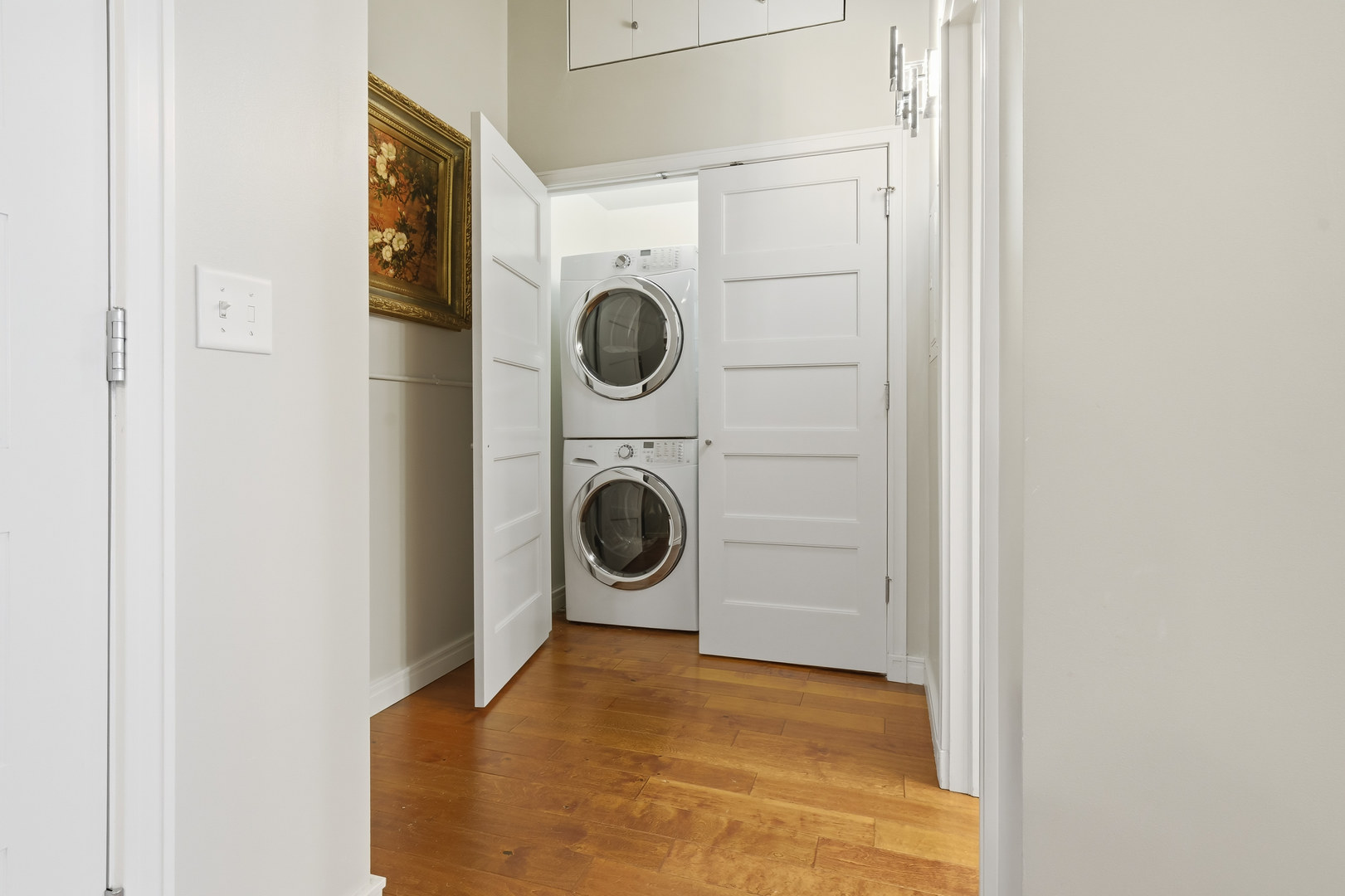 212 N Center Street #205, Bloomington, IL 61701