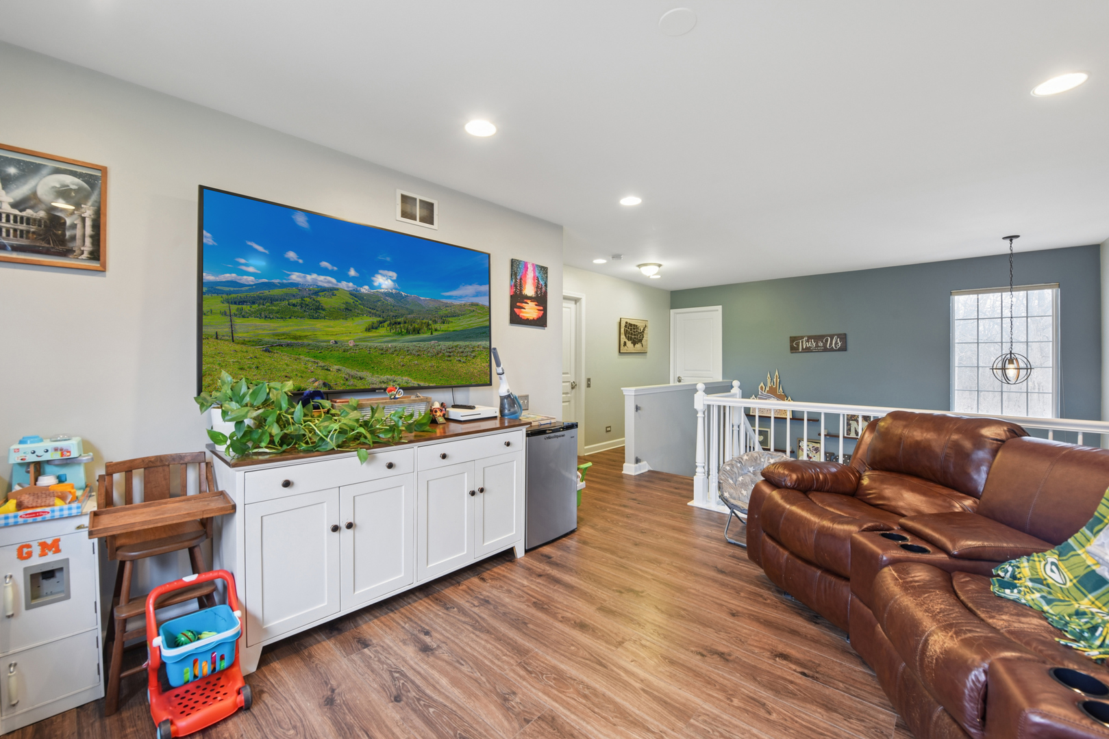 179 Locksley Drive, Streamwood, IL 60107