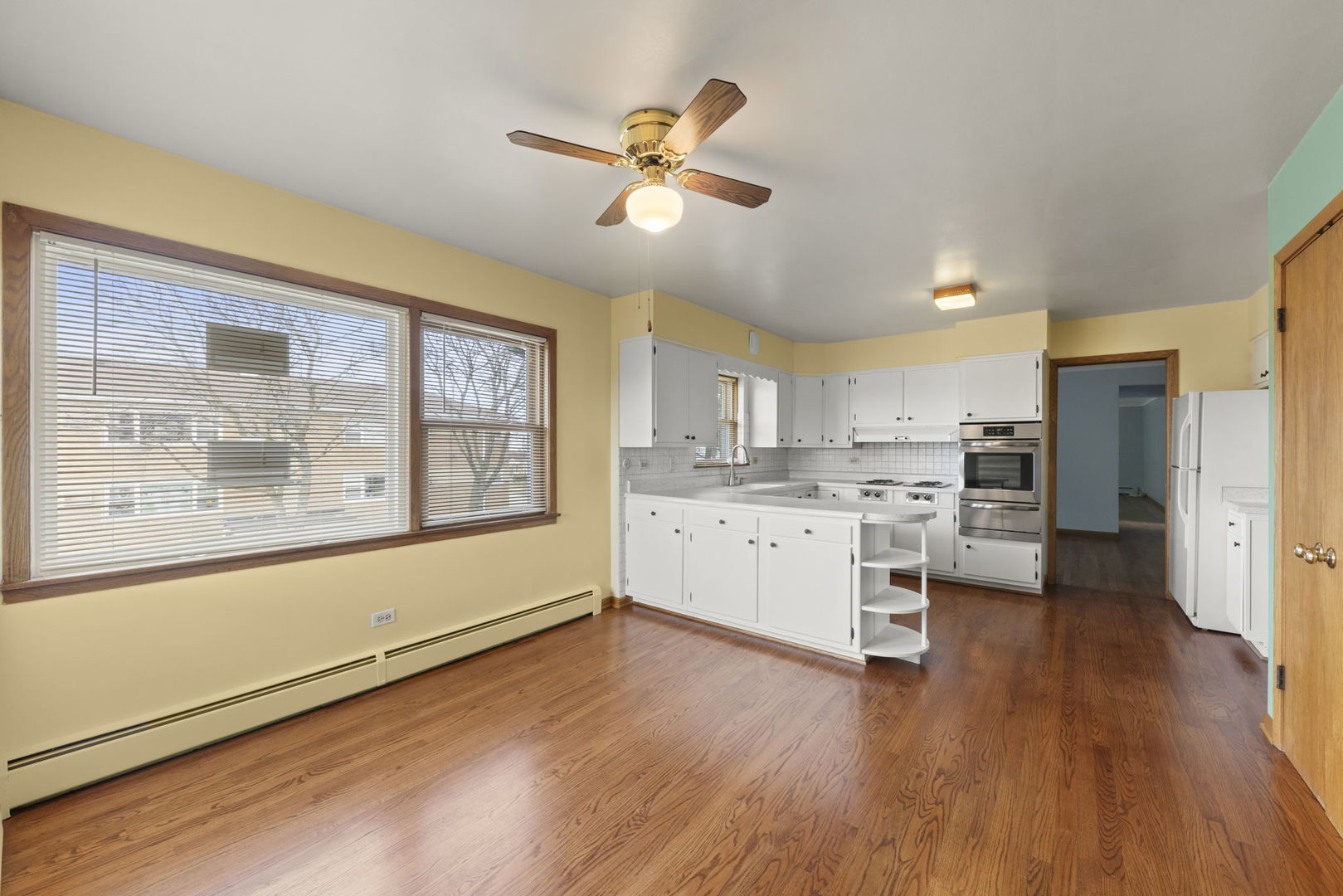 6401 W 52nd Street #2, Chicago, IL 60638